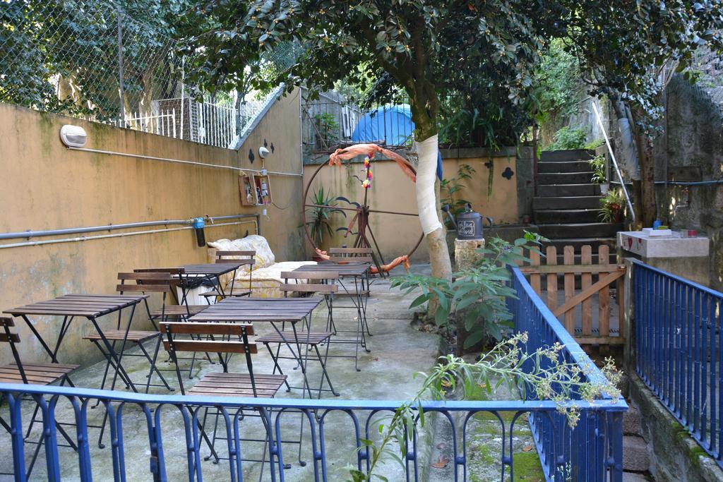 Alma Porto Hostel Екстериор снимка